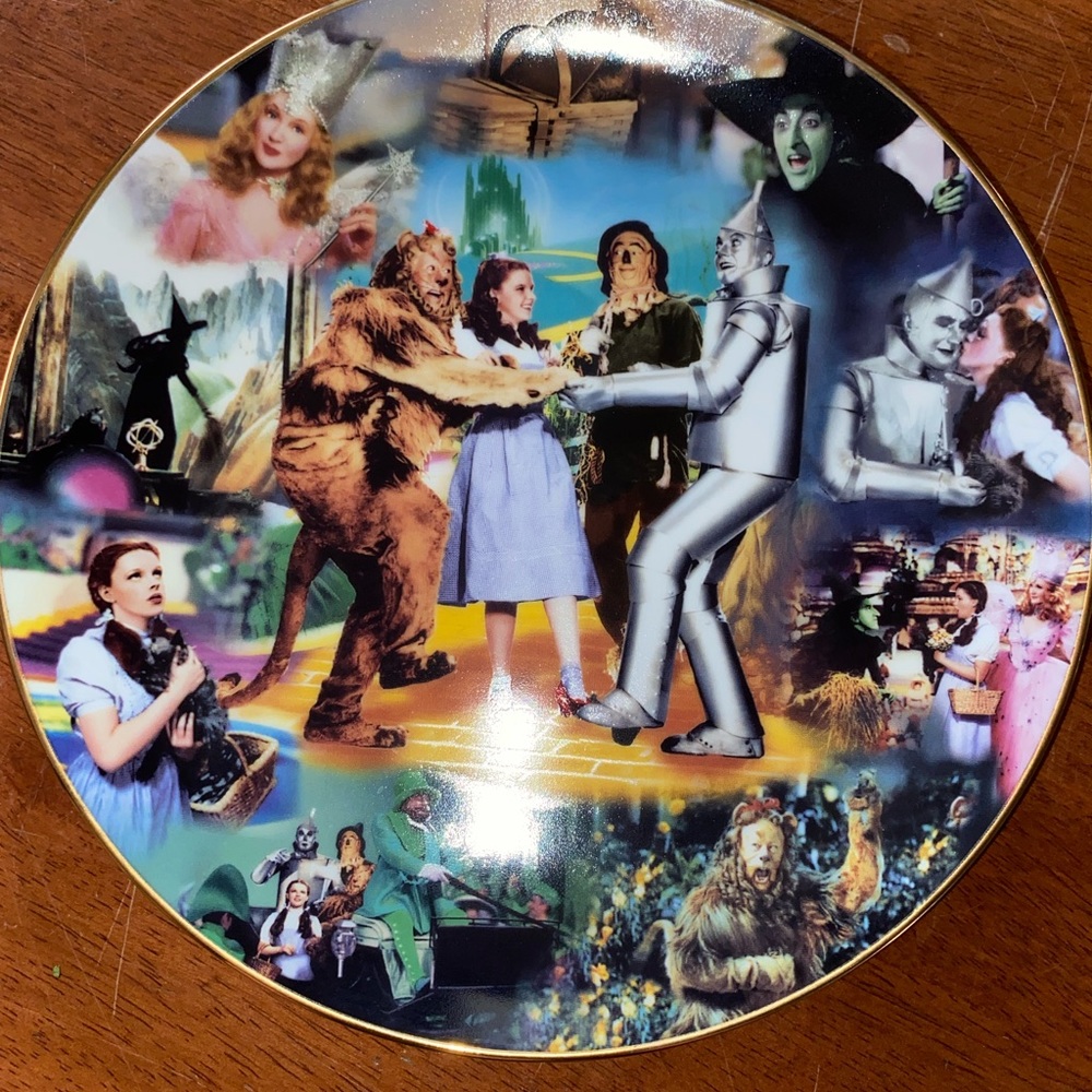 The Bradford Exchange Wizard of Oz Plate